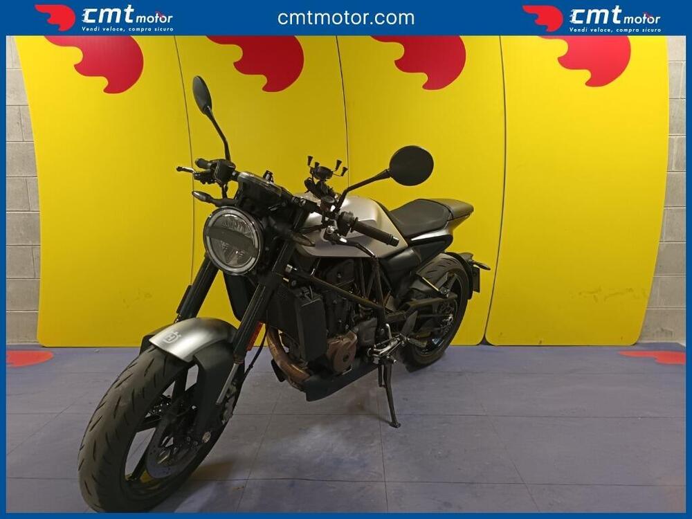 Husqvarna Vitpilen 701 (2020) (2)