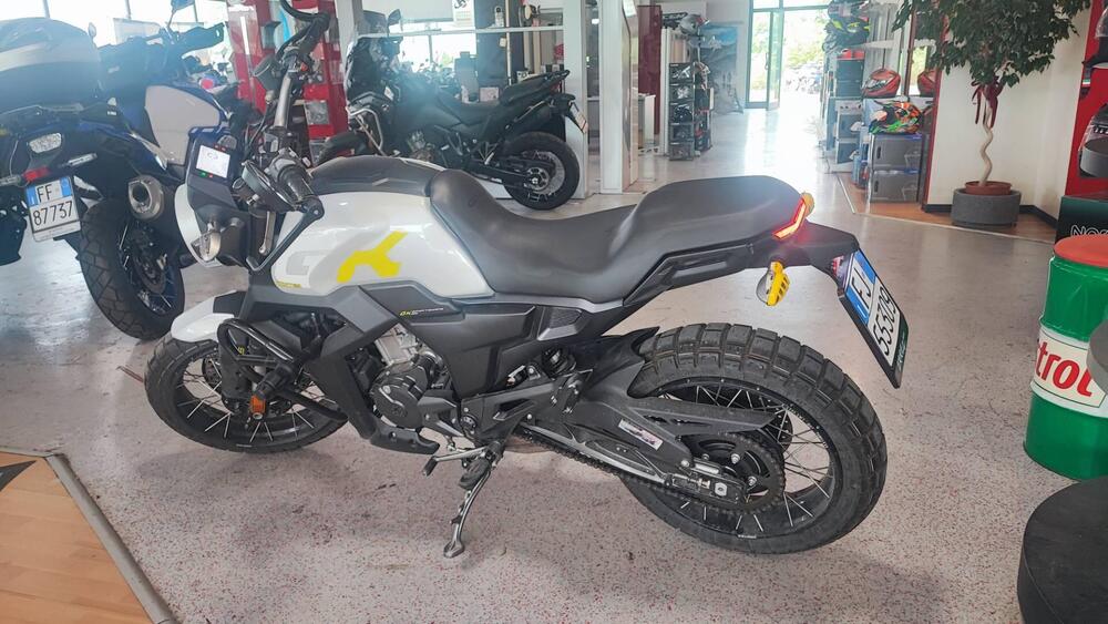 Zontes ZT125-GK (2022 - 25) (3)