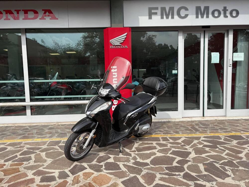 Honda SH 300 i ABS (2016 - 20) (5)