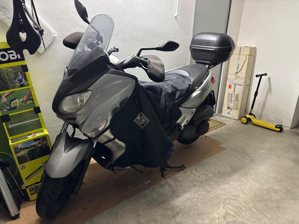 Yamaha X-Max 250 (2010 - 13) (2)