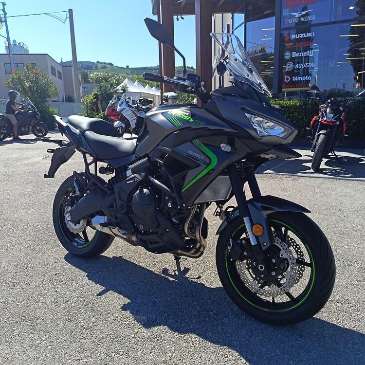 Kawasaki Versys 650 (2025 - 26) (3)