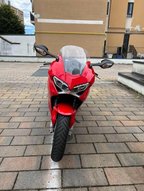 Honda VFR 800 F (2014 - 16) (4)