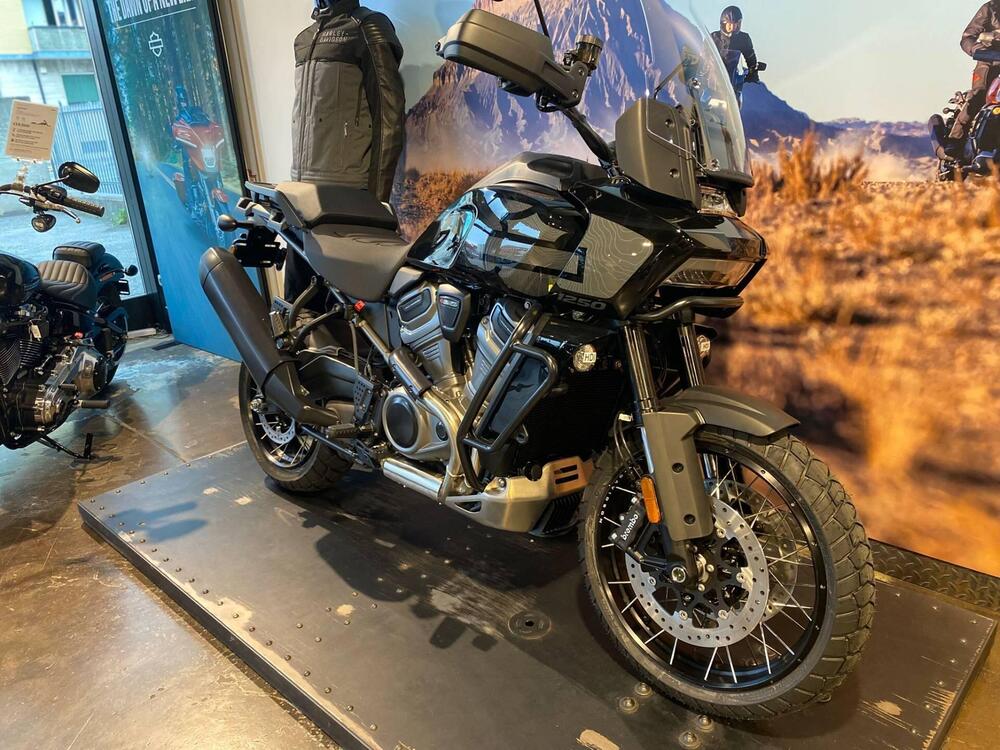 Harley-Davidson Pan America 1250 Special (2020 - 25) (2)