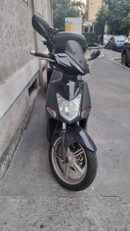 Kymco Agility 200i R16 (2008 - 16) (2)
