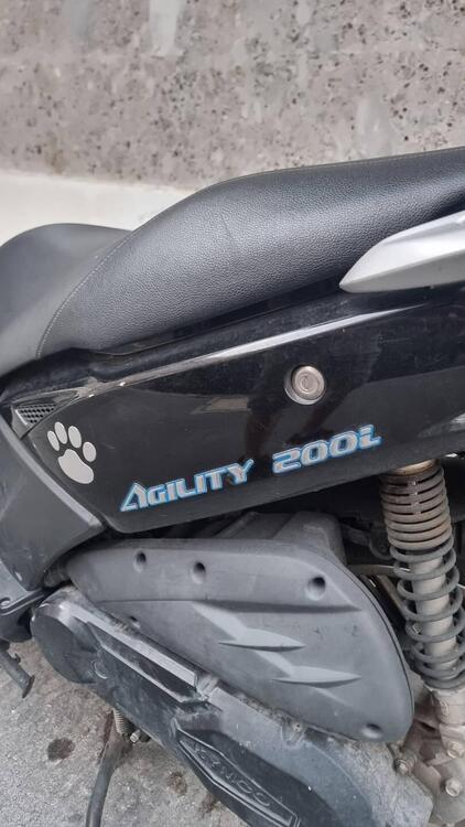 Kymco Agility 200i R16 (2008 - 16) (4)