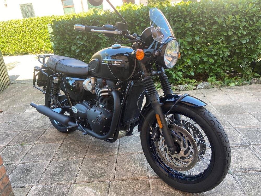 Triumph Bonneville Bobber Black 1200 (2018 - 20) (2)