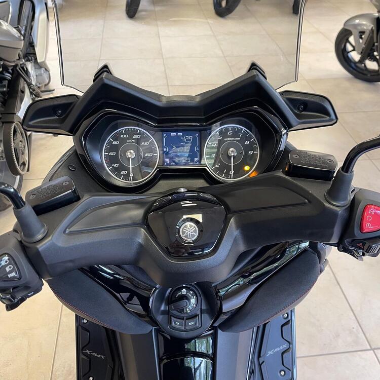 Yamaha X-Max 300 Tech Max (2021 - 24) (3)