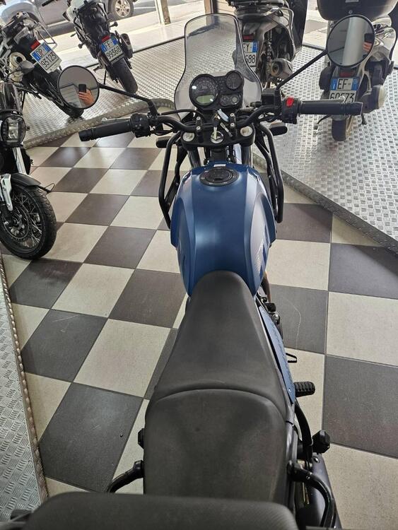 Royal Enfield Himalayan 411 (2021 - 24) (4)