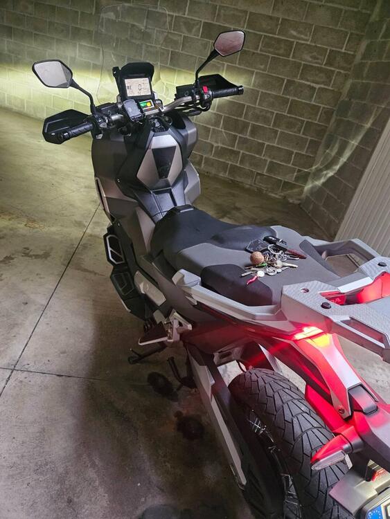 Honda X-ADV 750 (2017) (3)