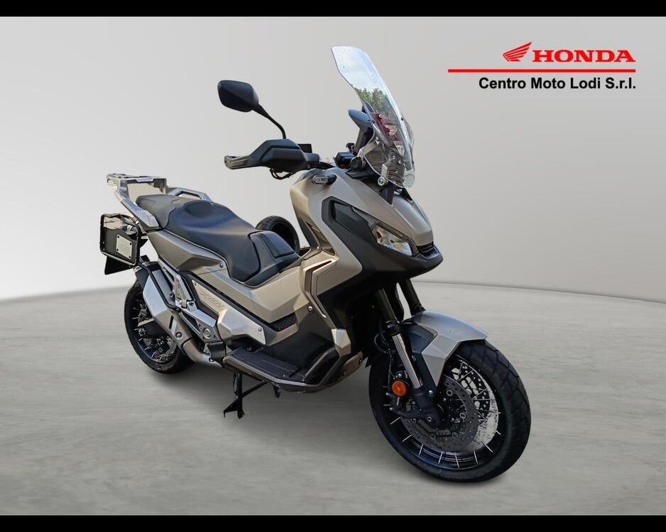 Honda X-ADV 750 DCT Adventure (2021 - 24) (2)