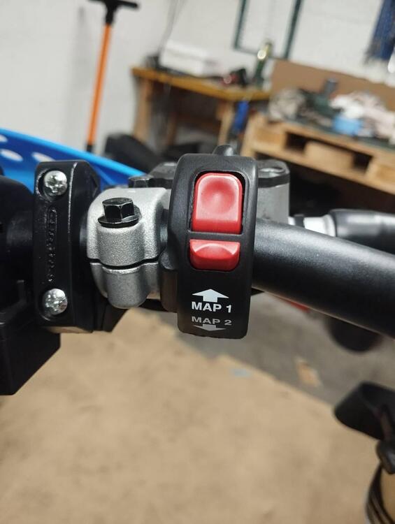 Tm Moto EN 300 Fi ES 2T (2024) (3)