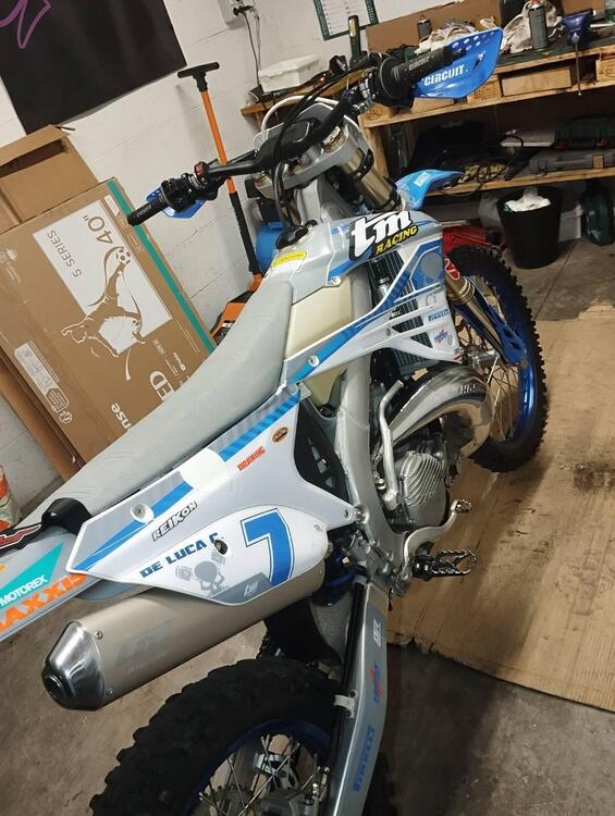 Tm Moto EN 300 Fi ES 2T (2024) (4)