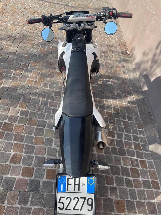 Fantic Motor XMF 125 Motard Performance 4T (2023 - 24) (3)