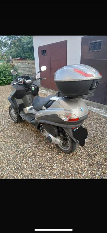 Piaggio MP3 250 i.e. (2)