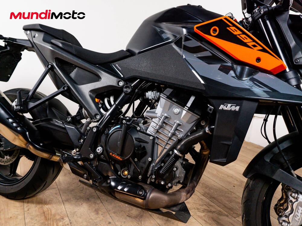 KTM 990 Duke (2024 - 26) (5)