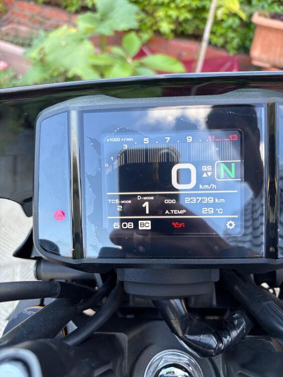 Yamaha MT-09 SP (2021 - 23) (4)