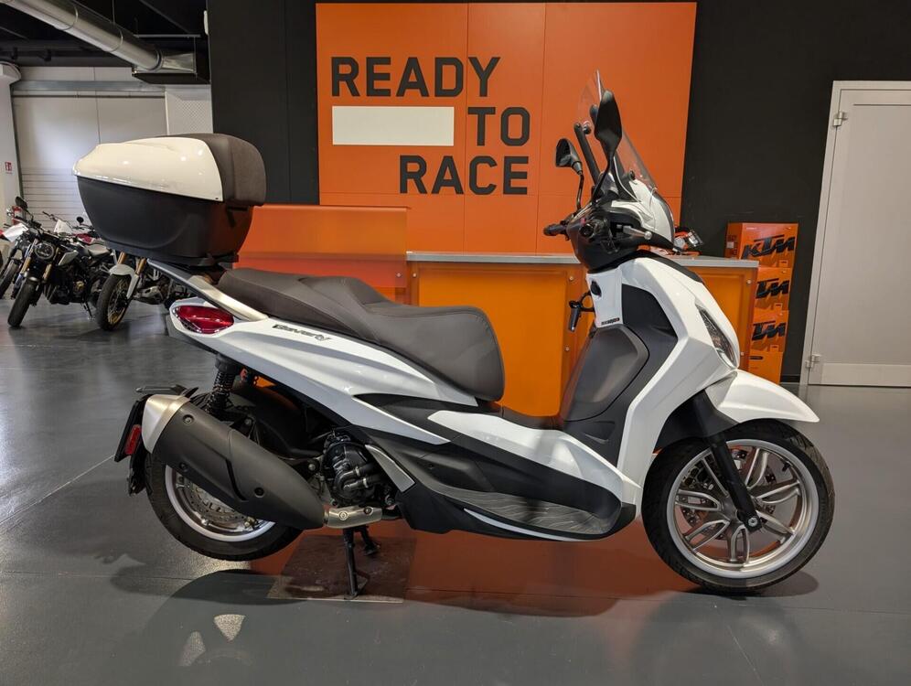 Piaggio Beverly 300 Hpe (2021)