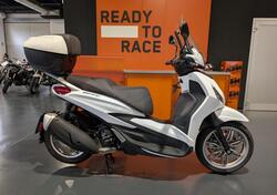 Piaggio Beverly 300 Hpe (2021) usata
