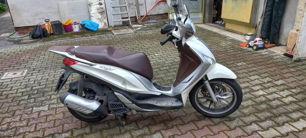 Piaggio Medley 150 S ABS (2016 - 19) (2)