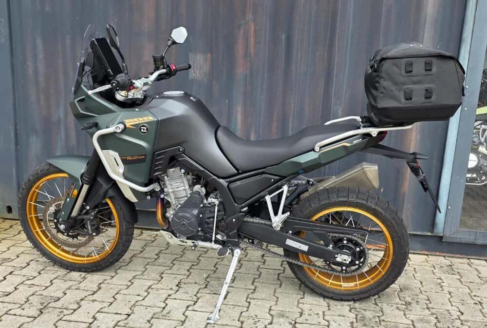 Kove 800X Pro (2024 - 26) (2)