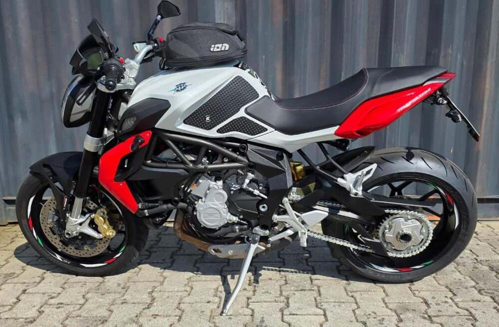 MV Agusta Brutale 800 EAS ABS (2012 - 15) (2)