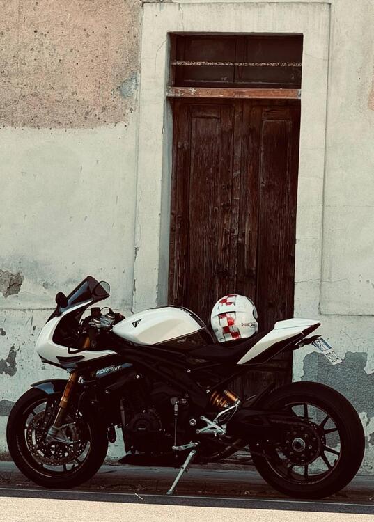 Triumph Speed Triple 1200 RR (2022 - 25) (4)