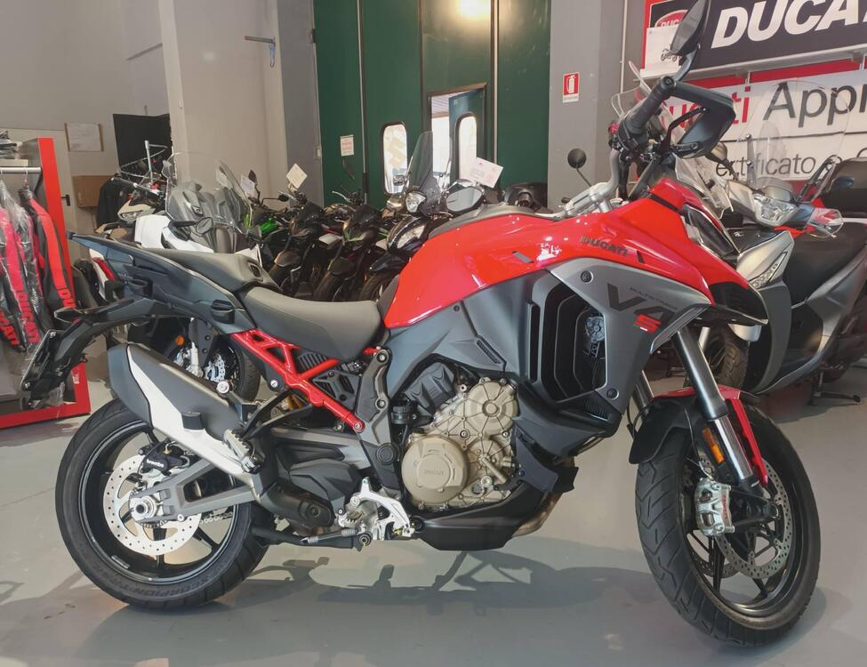Ducati Multistrada V4 S (2025)