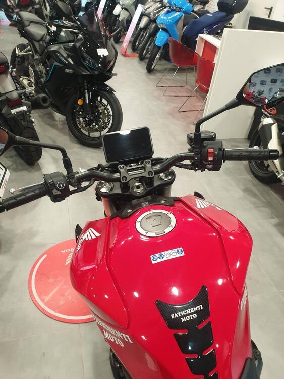 Honda CB 1000 Hornet (2025) (4)