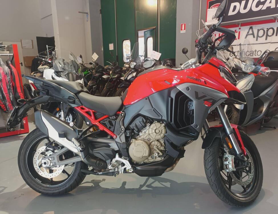 Ducati Multistrada V4 S (2025)