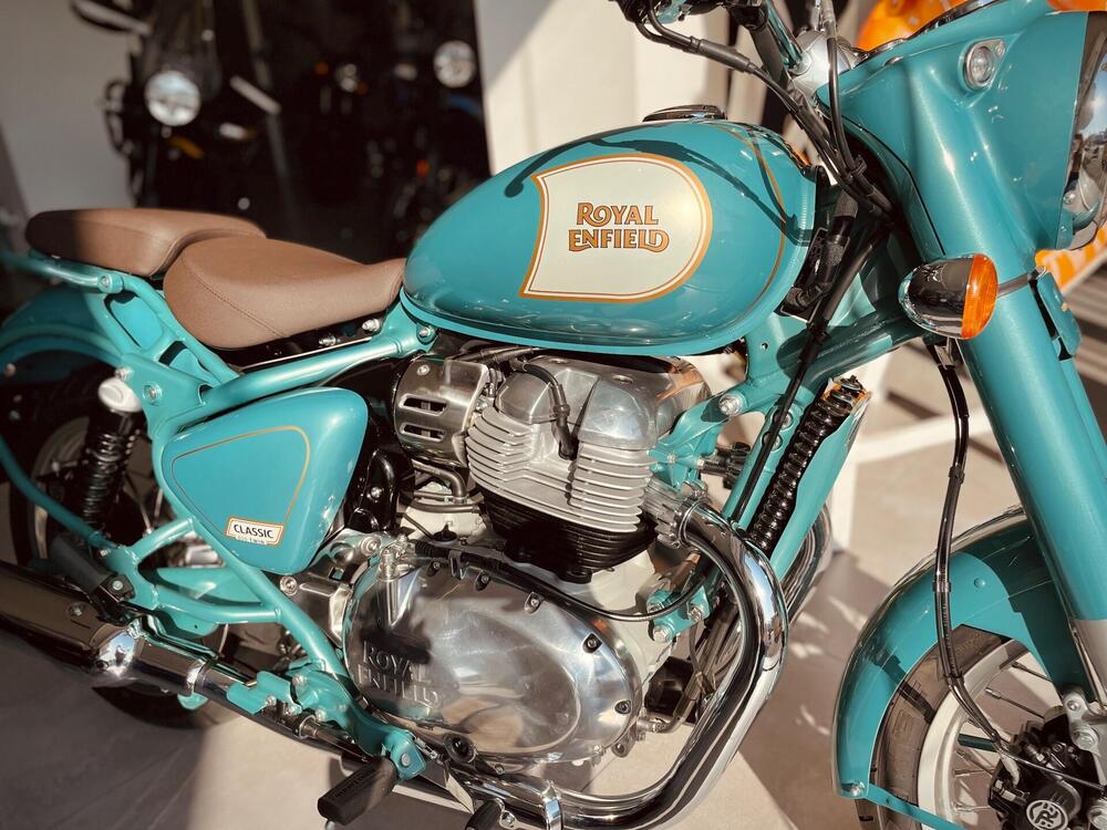 Royal Enfield Classic 650 (2025) (3)