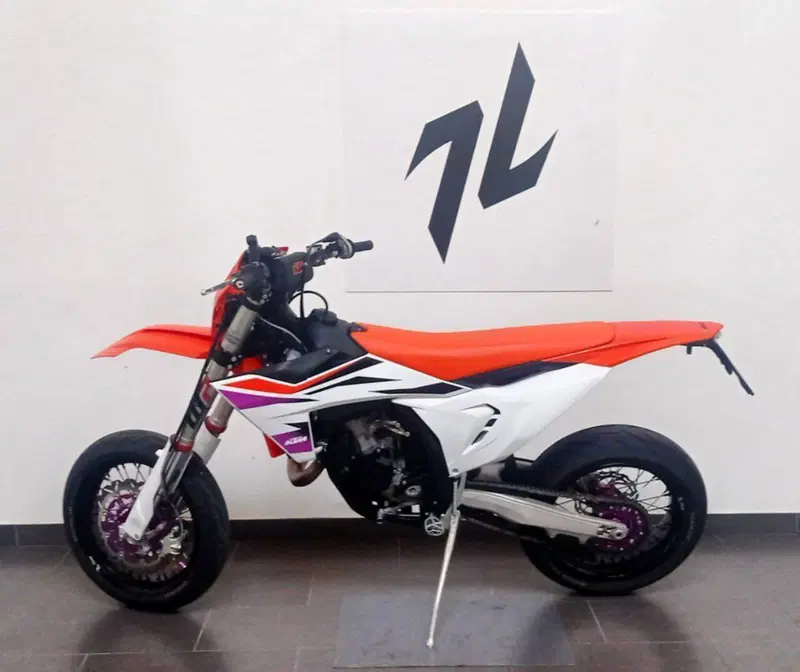 KTM 125 SX (2023) (3)