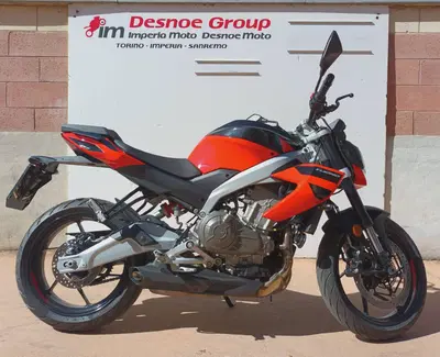 Aprilia Tuono 457 (2025 - 26) usata