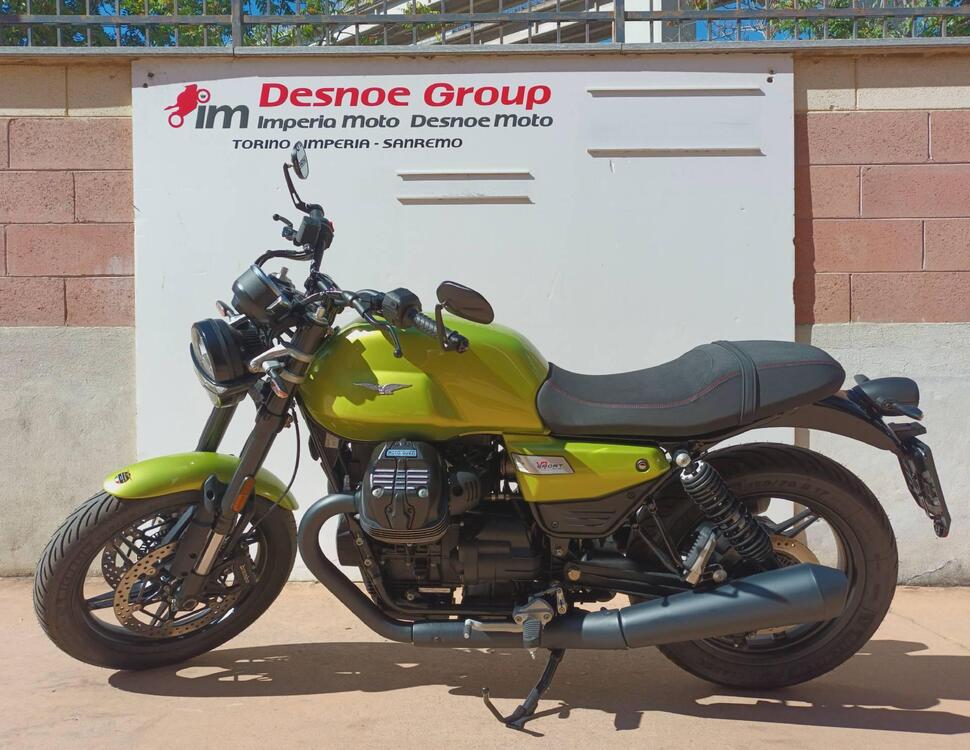 Moto Guzzi V7 Sport (2025) (2)