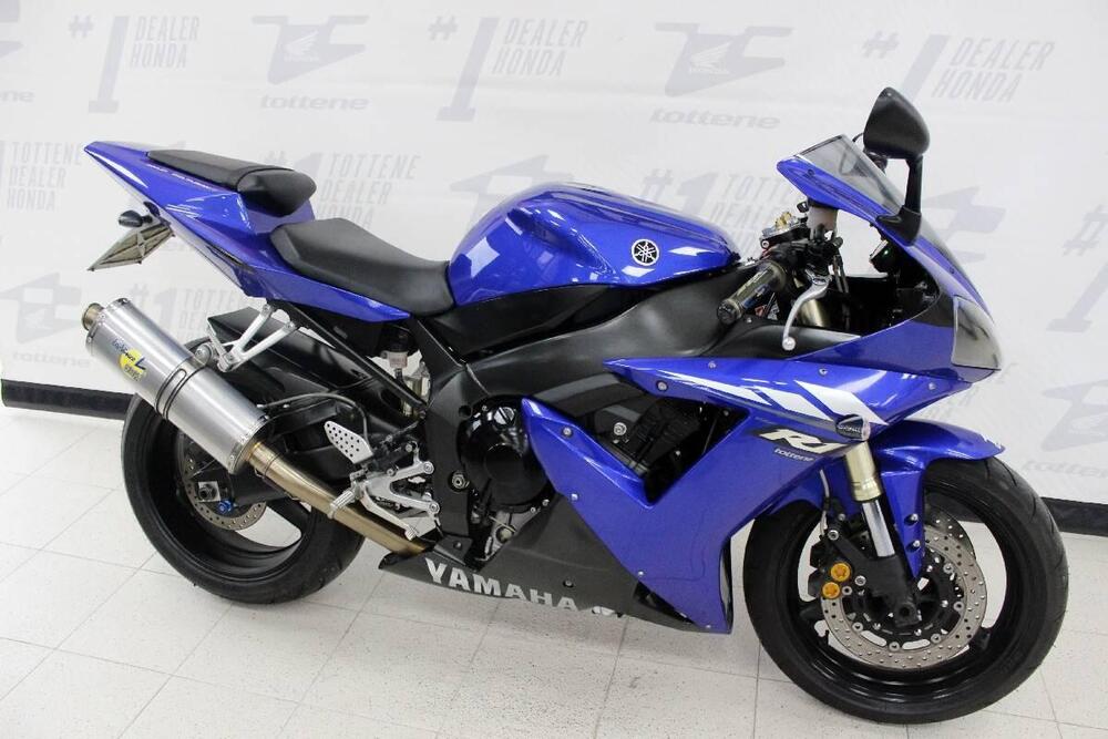 Yamaha YZF R1 (2004 - 05) (3)