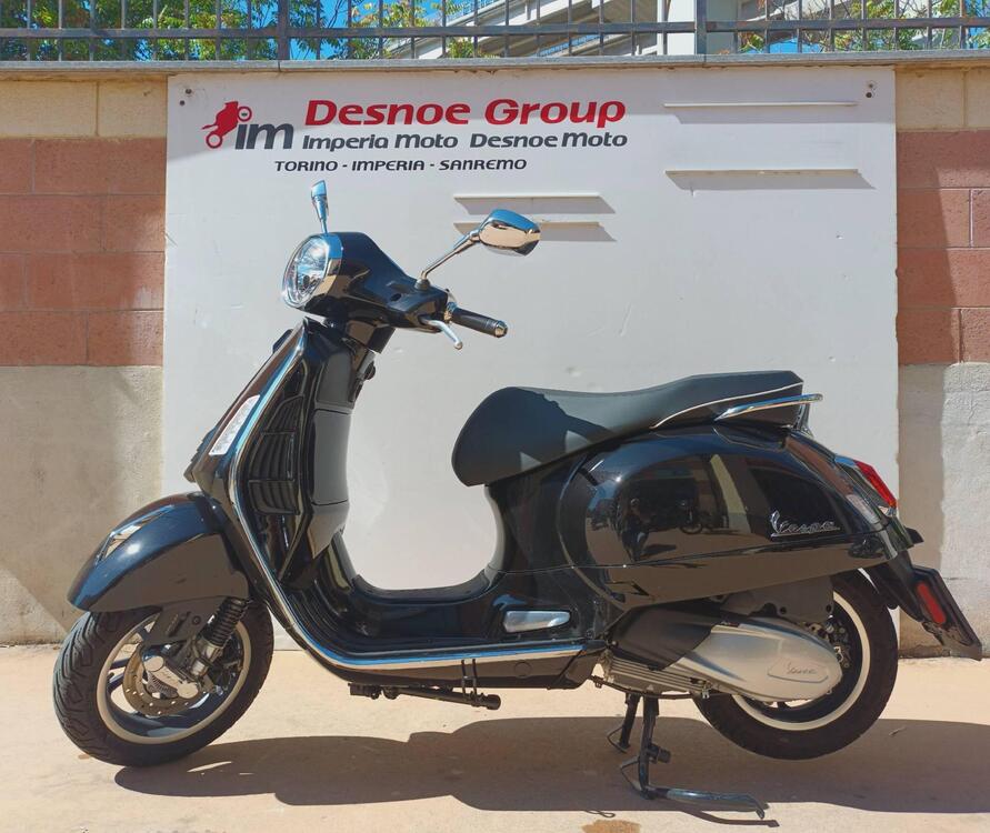 Vespa GTS 300 Super (2023 - 24) (2)