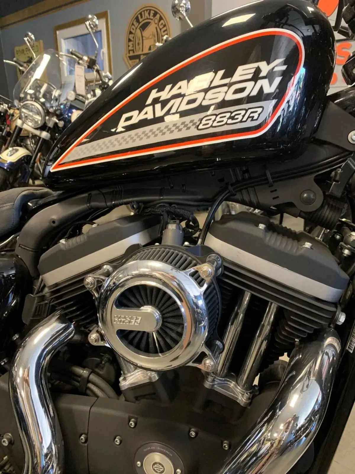 Harley-Davidson 883 R (2008 - 16) - XL 883R (7)