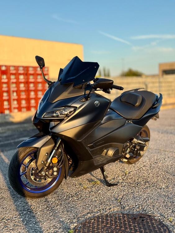 Yamaha T-Max 560 (2022 - 24) (3)