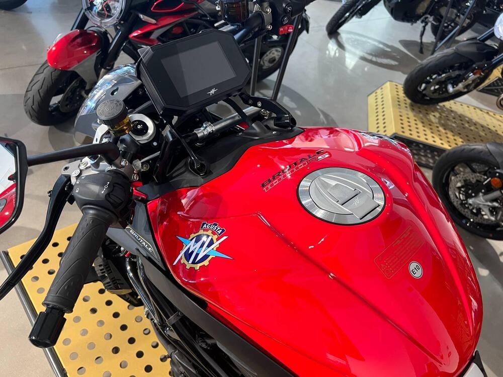 MV Agusta Brutale 1000 RS (2022 - 25) (4)
