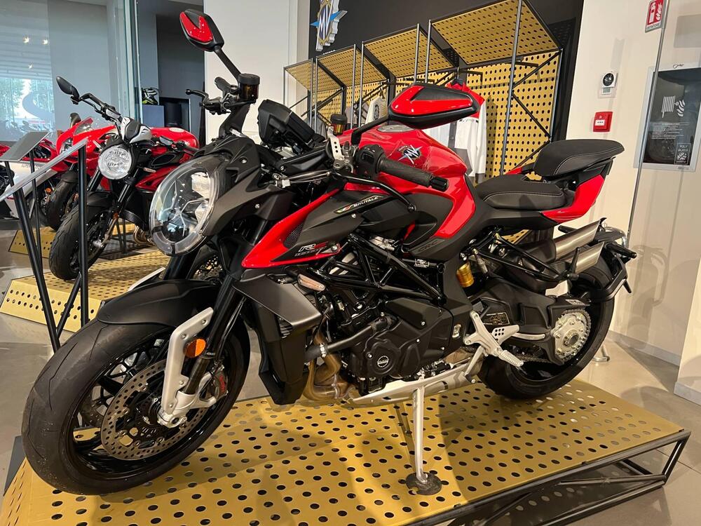 MV Agusta Brutale 1000 RS (2022 - 25) (2)