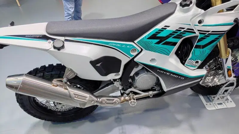 Kove 450 Rally: spunta un nuovo esemplare... ma pare non per l'Italia [GALLERY]