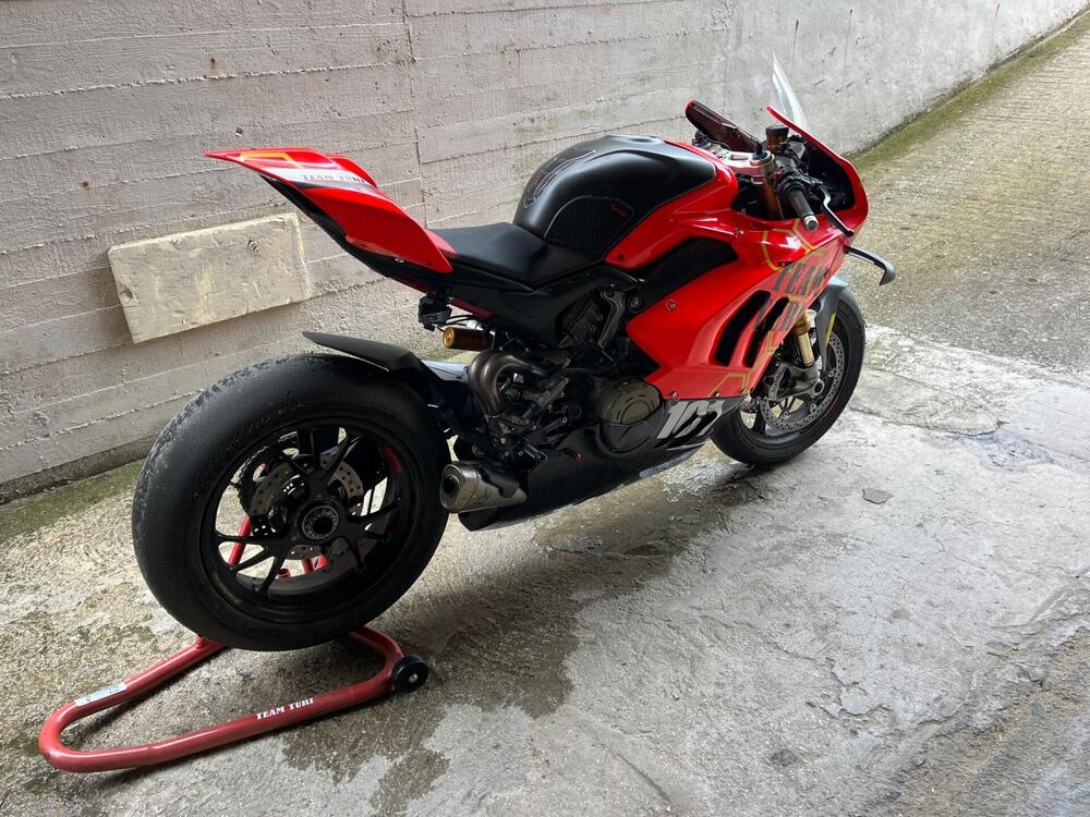 Ducati Panigale V4 S (2022 - 24) (4)