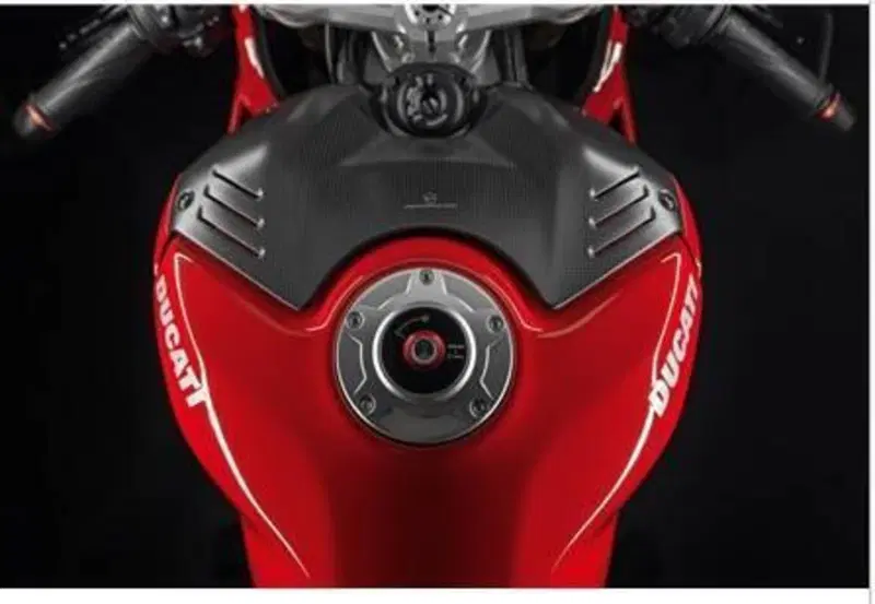 Cover serbatoio in carbonio Ducati (3)