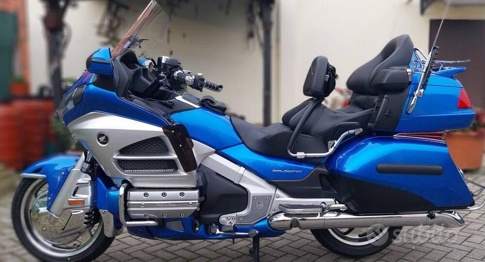 Honda GL 1800 Gold Wing (2012 - 17) (2)