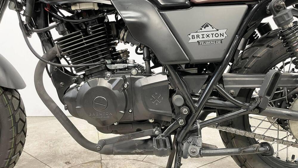 Brixton Motorcycles Glanville 250 X (2018 - 19) (4)