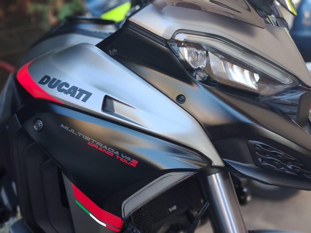 Ducati Multistrada V4 S Grand Tour (2024) (3)