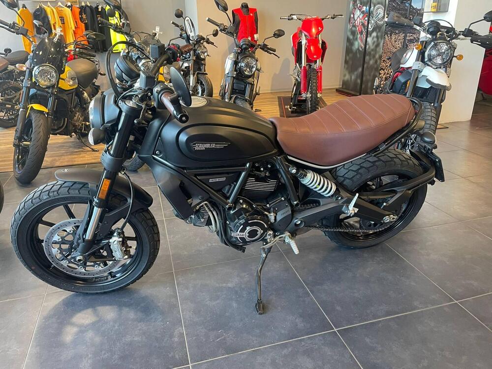 Ducati Scrambler 800 Icon Dark (2021 - 22) (2)