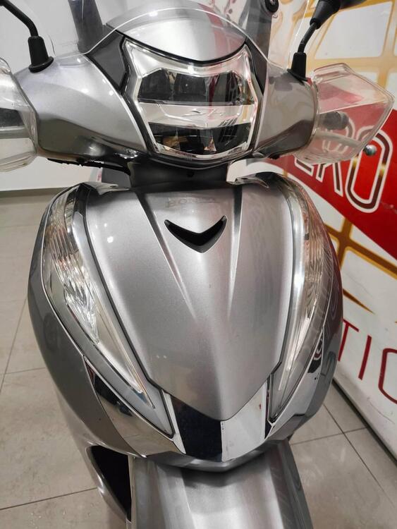 Honda SH 300 i ABS (2016 - 20) (5)