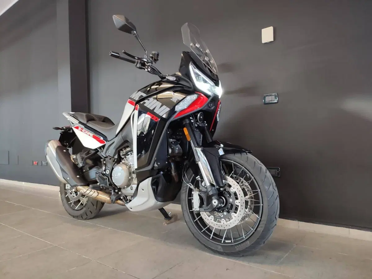 Moto Morini X-Cape 1200 (2026) (5)