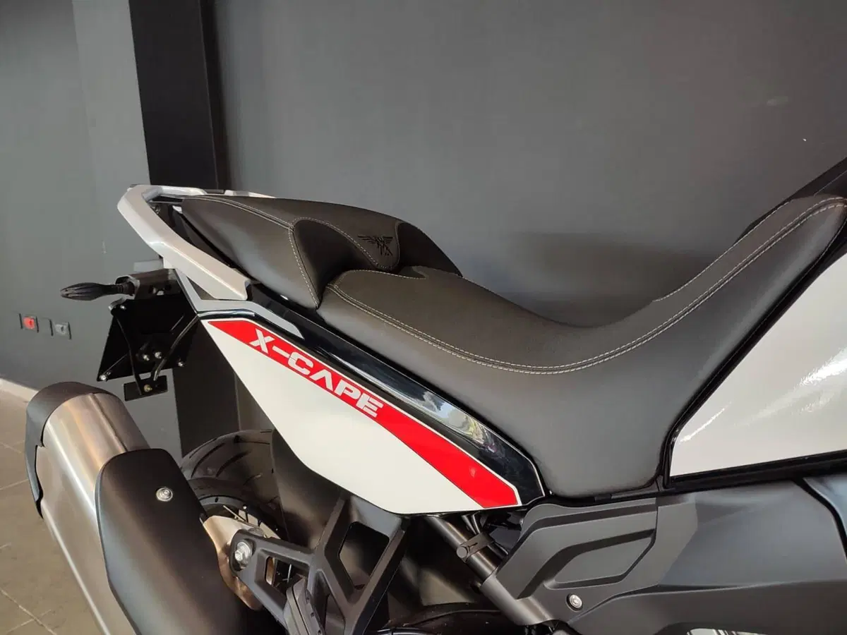 Moto Morini X-Cape 1200 (2026) (7)
