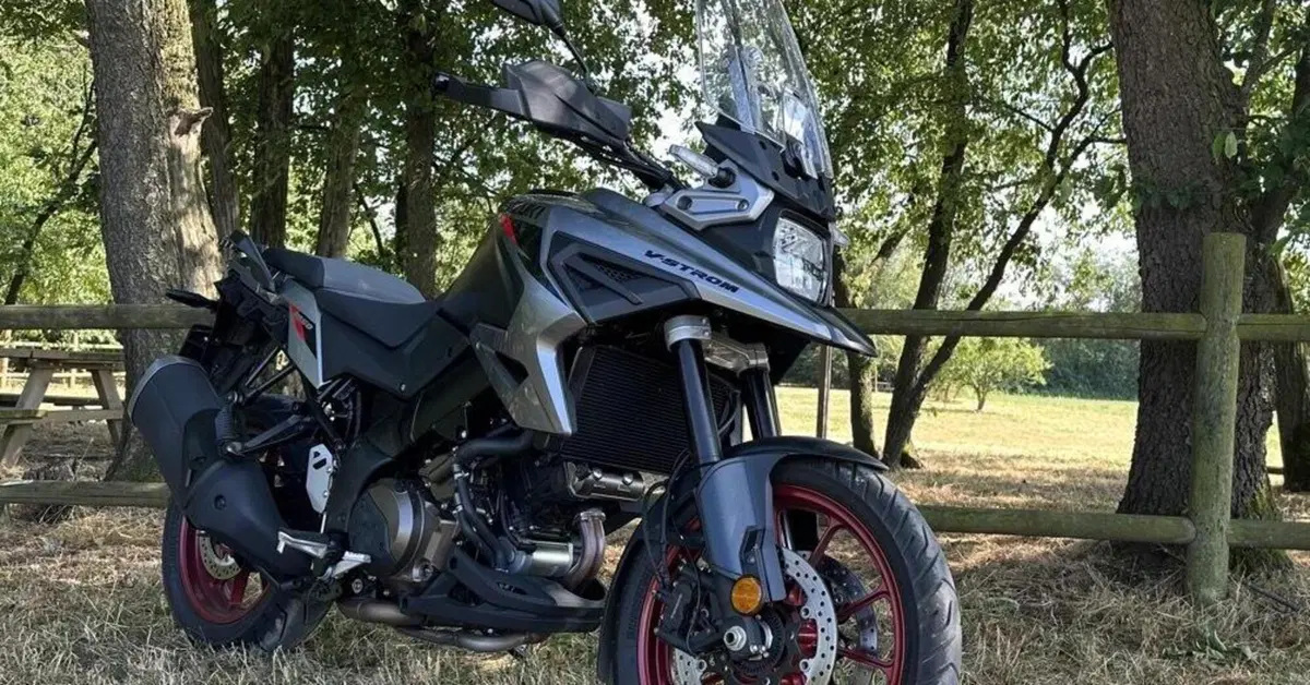 Suzuki V-Strom 1050 SE: tutto quello che c'&egrave; da sapere. La VIDEOSCHEDA TECNICA